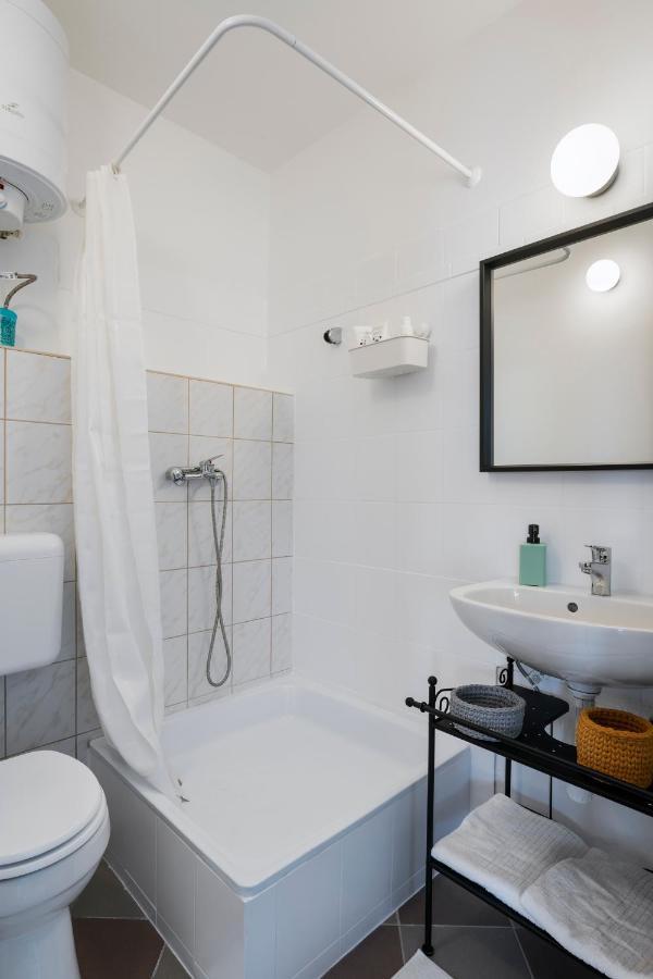 Bella Ciao Apartment Badacsonytomaj Luaran gambar